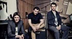 MANIC STREET PREACHERS UN DAMIEN RICE PAPILDINA POSITIVUS PROGRAMMU  